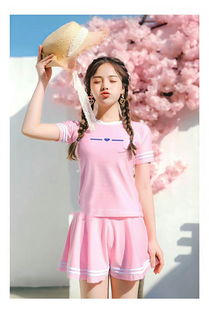 電商服裝拍攝全攻略 3D掛拍與平鋪拍攝技巧解析